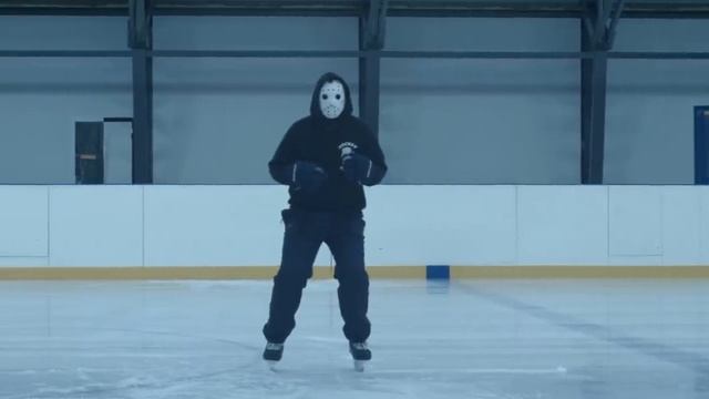 Хоккей. Техника катания. Как тормозить на коньках? смотреть онлайн