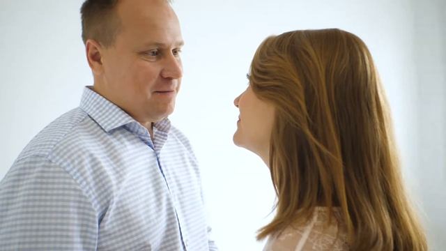 СНЯЛИ КЛИП В ПОДАРОК МУЖУ И ОТЦУ смотреть онлайн