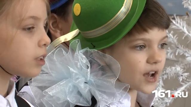 Поздравили с 8 марта пенсионерок смотреть онлайн