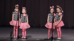 Песня «Детки конфетки», исполняет ансамбль МДОУ №19 «Березка»