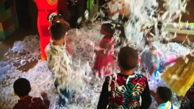 День рождения Дианки! 5 лет! Бумажное шоу Праздник для детей смотреть онлайн