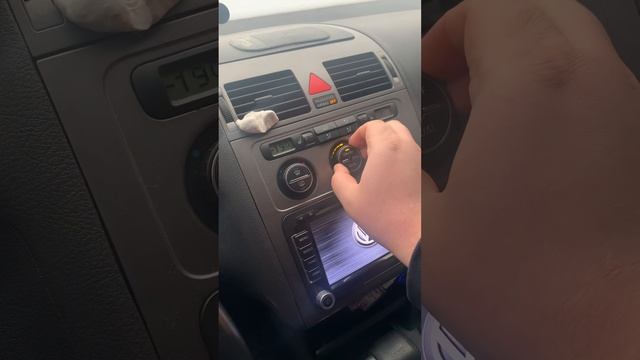 Vw touran 1.9tdi cold start смотреть онлайн