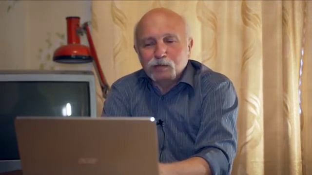 ПЕРЕКИСЬ 1 к 10 воды - профилактика носоглотки при КОВИДе смотреть онлайн