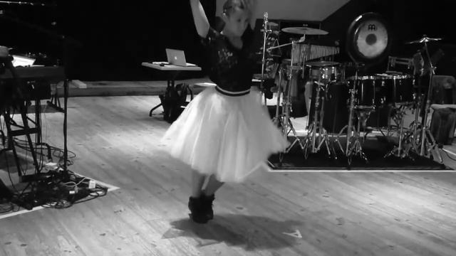 Répétition de danse - Lara Fabian - Le Secret - Alexia Cuvelier смотреть онлайн