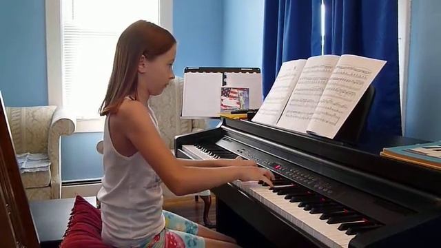 Настя играет Танец эльфов Грига, E.Grieg,Dance of the elves смотреть онлайн