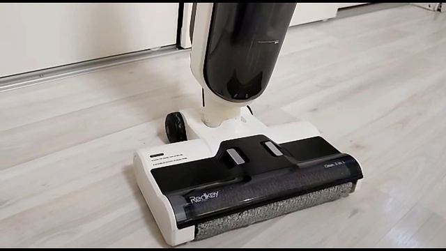 Пылесос RED KEY W12. Обзор Инструкция Отзыв от Маши. Сам Пыль Убирает Сам Моет Сам Очищается. смотреть онлайн