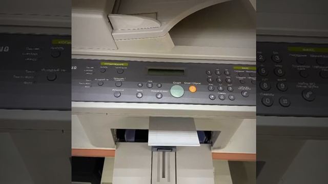 МФУ лазерный Samsung SCX-4725 FN смотреть онлайн