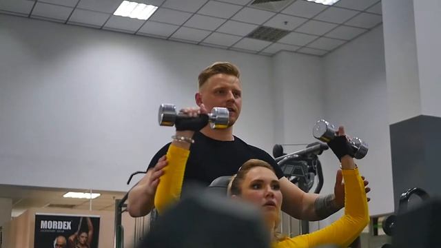 Тренировки в Бресте в клубе "City Gym"! смотреть онлайн