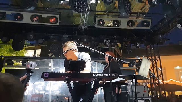Therr Maitz - My Love Is Like - Live @ Esquire Weekend - 20180526 Moscow MMOMA смотреть онлайн