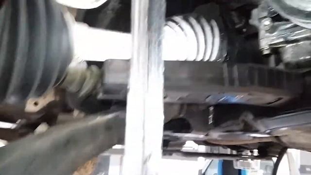 Chevrolet Captiva 2.2 Diesel .Uszkodzony uszczelniacz pompy wspomagania rozpuścił pasek Micro-V.Cz. смотреть онлайн
