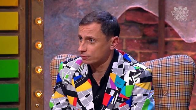 Анекдот от Никиты Панфилова про Красную Шапочку и критические дни!) смотреть онлайн