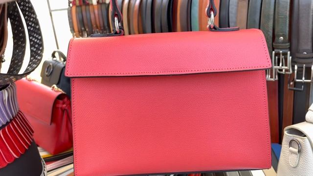 Маноло Бланик на рынке. смотреть онлайн