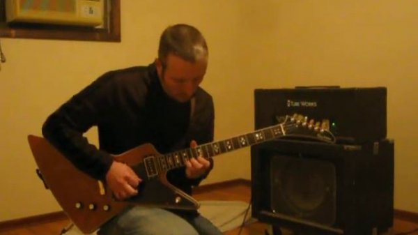 Boss Dyna Drive DN-2 Dynamics with Lee Malia Explorer and 63-reverb