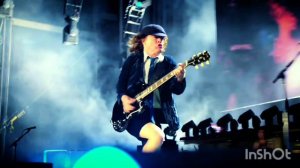 AC/DC Rock N Roll Train Live At River Plate (Angus Young Isolated Guitar)
