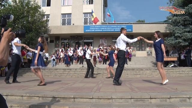 Лицей имени Гайдаржи проводил своих выпускников в «большую жизнь» смотреть онлайн