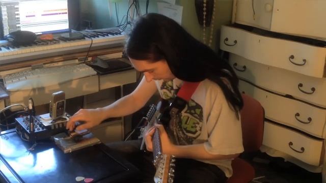 Audio Magic with my Bipolar Guitar смотреть онлайн