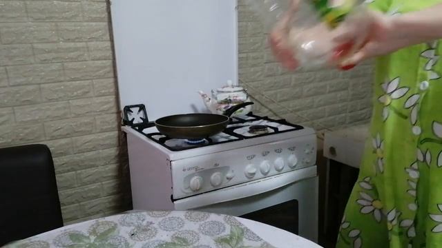 Жарю котлеты. смотреть онлайн