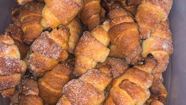 Творожные рогалики. Простой рецепт. смотреть онлайн