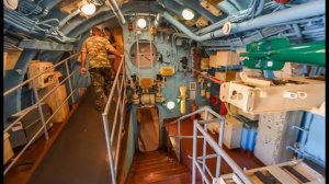 Юрий Визбор - Песня о подводниках (Прощайте красотки)