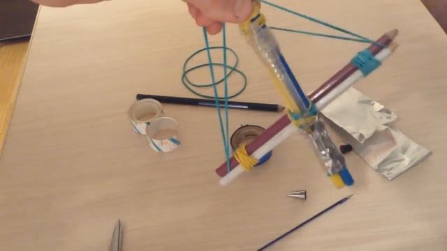 Как сделать офисный арбалет(Проверка лайфхаков №8) смотреть онлайн