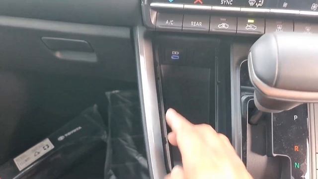 Review Toyota New Voxy 2022 Metal Stream #voxy #toyotavoxy