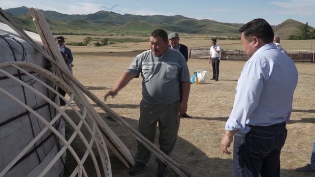 Мы сделаем сами – и юрту, и кумыс! смотреть онлайн