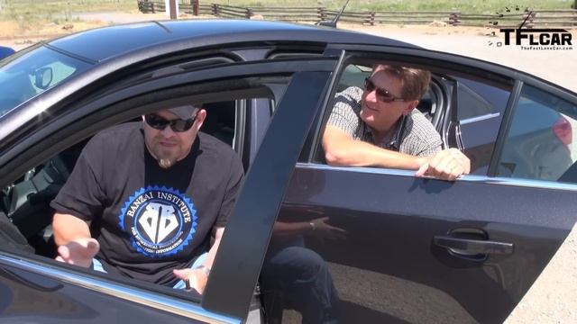 2014 KIA Forte Sedan vs Chevy Cruze Diesel 0-60 MPH Mashup Review смотреть онлайн