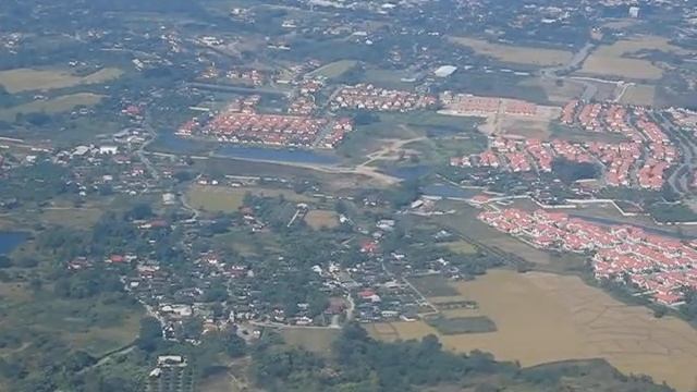 approaching Chiang Mai airport 1 смотреть онлайн