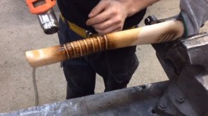 Как лучше защитить деревянную рукоятку. Самый лёгкий и быстрый способ. Пропитка дерева маслом.