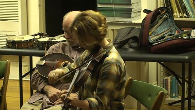 The Haints Old Time Stringband Old Christmas Morn смотреть онлайн