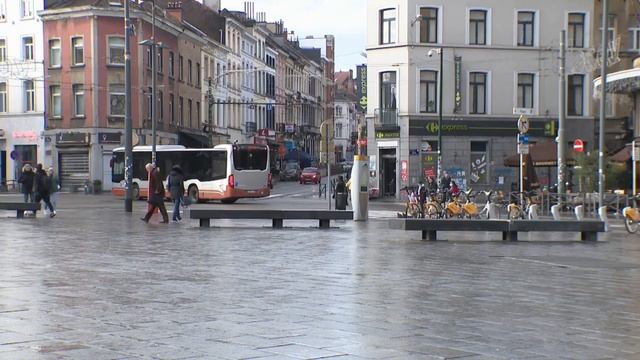 Ixelles : la place Flagey deviendra plus verte d’ici 2023 смотреть онлайн