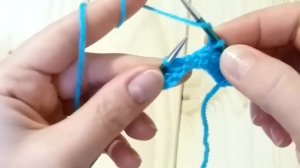 Как вязать накиды скрещенными петлями Лицевой и изнаночный скрещенный накид Прямые и обратные накид