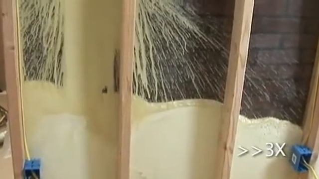 Утепление стен заливкой пенополиуретано .mp4 смотреть онлайн