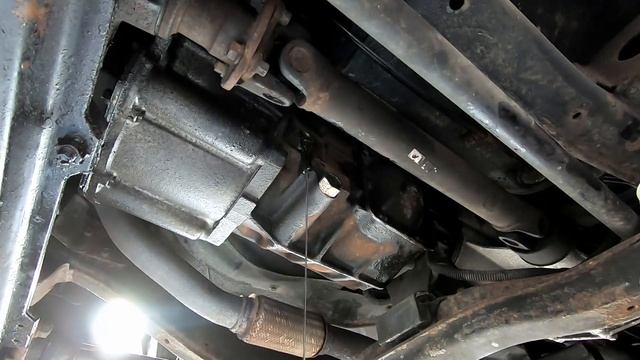 Mitsubishi L200 (MK3 K74) Gearbox & Diff Fluid Replacement (4D56) -- Part 7 смотреть онлайн