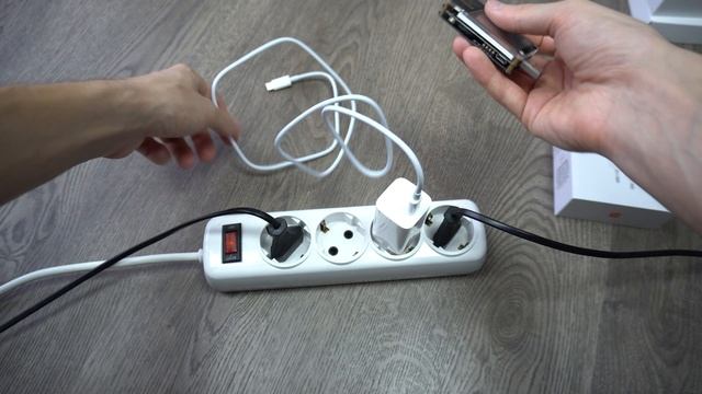 Xiaomi GaN 65W - самая маленькая и мощная зарядка для ноутбука!