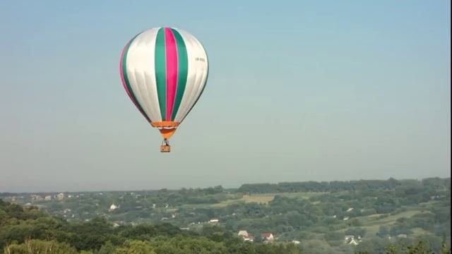 На большом воздушном шаре (Елка) смотреть онлайн