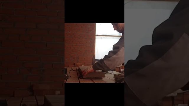 Рабочие моменты... Кладка комплекса барбекю. первый ряд.