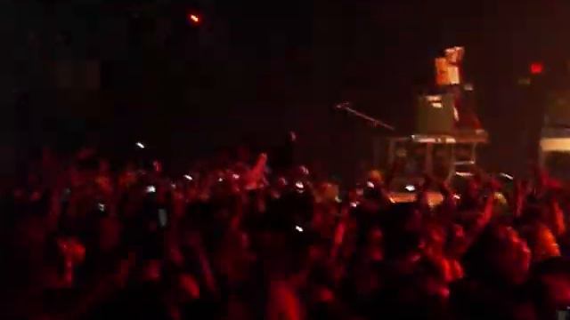 Jack Barakat In The Crowd смотреть онлайн