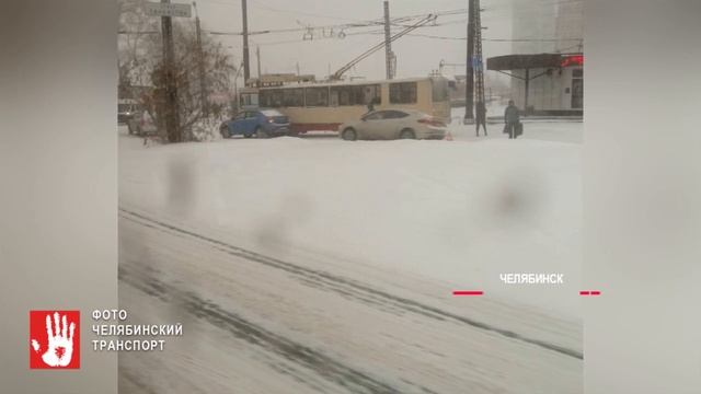 В центре Челябинска вспыхнула легковушка смотреть онлайн
