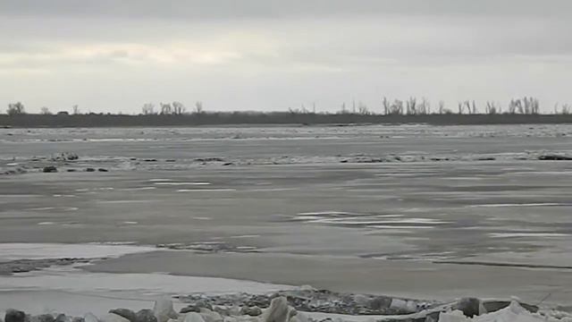 Обь в Сургуте 4.05.17 в 10. смотреть онлайн