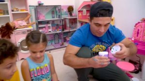 СНЕГ или СЛАЙМ? Почему АМИНКА ХОЧЕТ СНЕГ? Что ПРИДУМАЛИ Папа и Камиль Для Аминки?