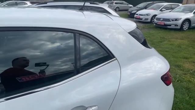 Новинка? RENAULT MEGANE 4 2016 року за 10700$ смотреть онлайн
