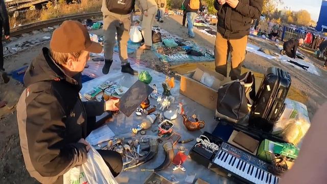 Новости из БАРАХОЛКИ/дядя Слава вернулся/как МЫ проводим ДЕНЬ на БАРАБАХОЛКЕ смотреть онлайн