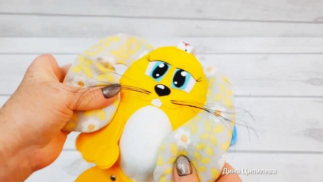 ЗАЙКА-СЮРПРИЗ из фетра смотреть онлайн