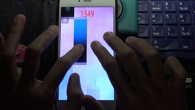 Piano Tiles 2 - No. 16 - Csardas - Vittorio Monti - 3212 pts.