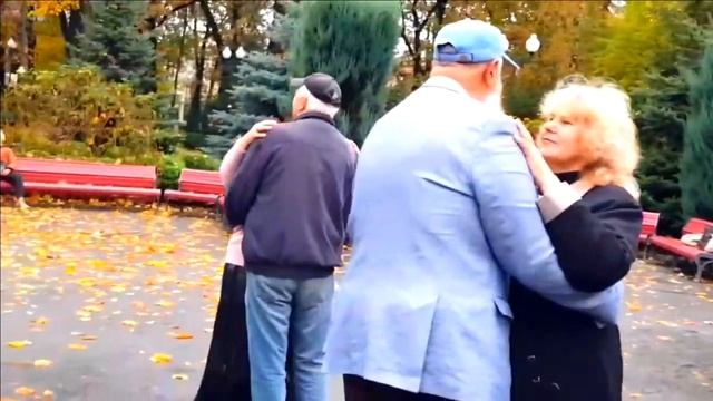 Я ТЕБЯ ОБОЖАЮ! 21 ОКТЯБРЯ 2023 ХАРЬКОВ ТАНЦІ В ПАРКЕ УКРАИНА