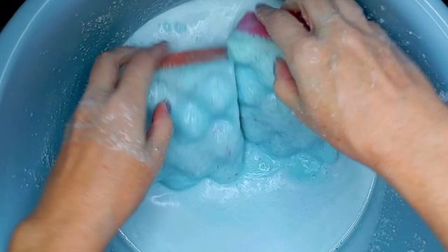 ASMR paste from washing powders with squeezing sponges/паста из стиральных порошков выжимание губок смотреть онлайн