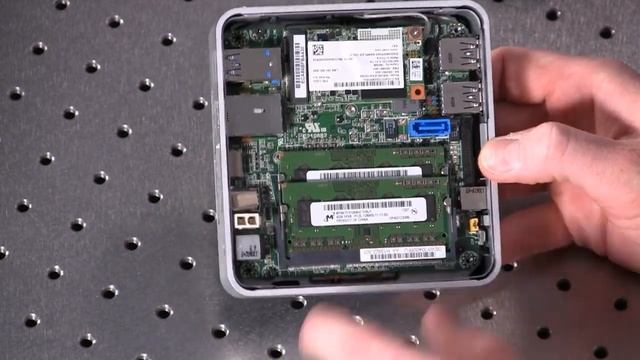 Intel NUC D54250WYK SFF System Review - Haswell Update