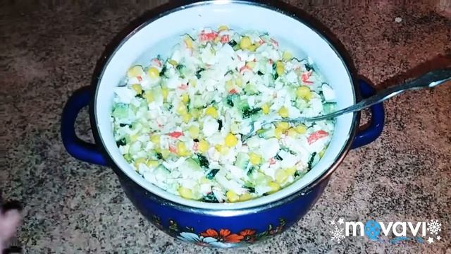 Классический крабовый салат с огурцом. смотреть онлайн