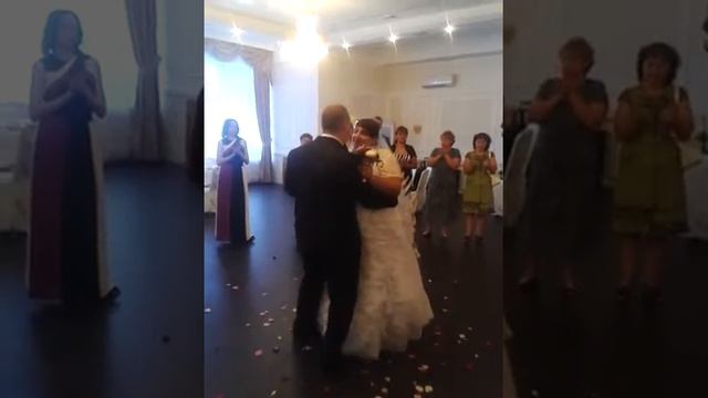 танец мужа и жены смотреть онлайн